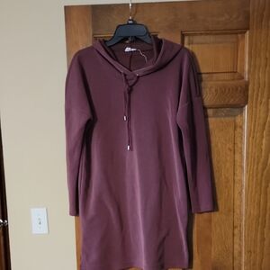 Cable & Gauge Maroon Tunic